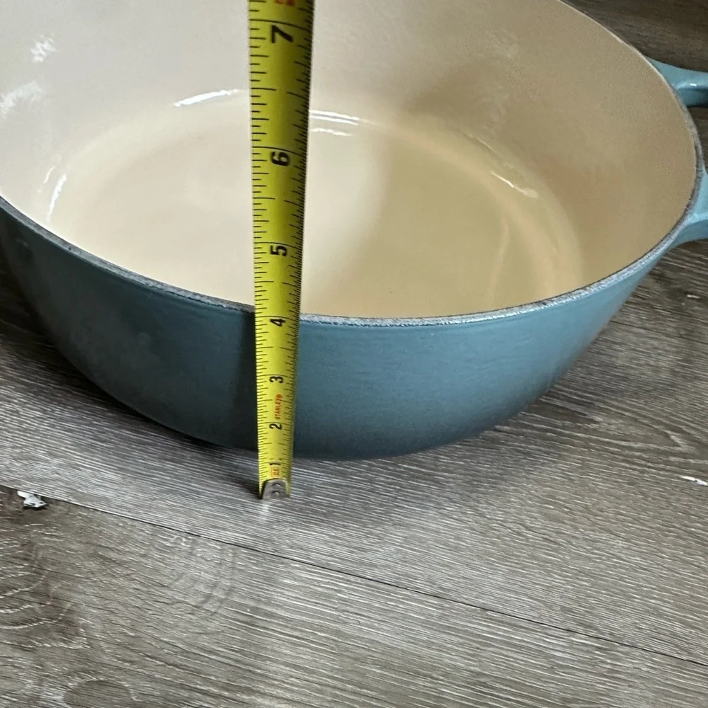 Le Creuset Teal Enameled Cast Iron Dutch Oven color OCEAN made in France